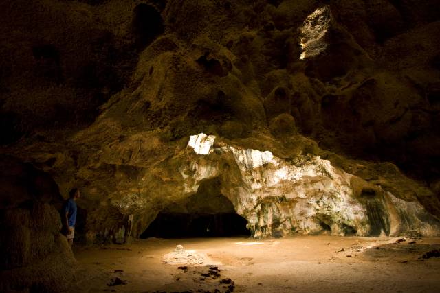 aruba cave